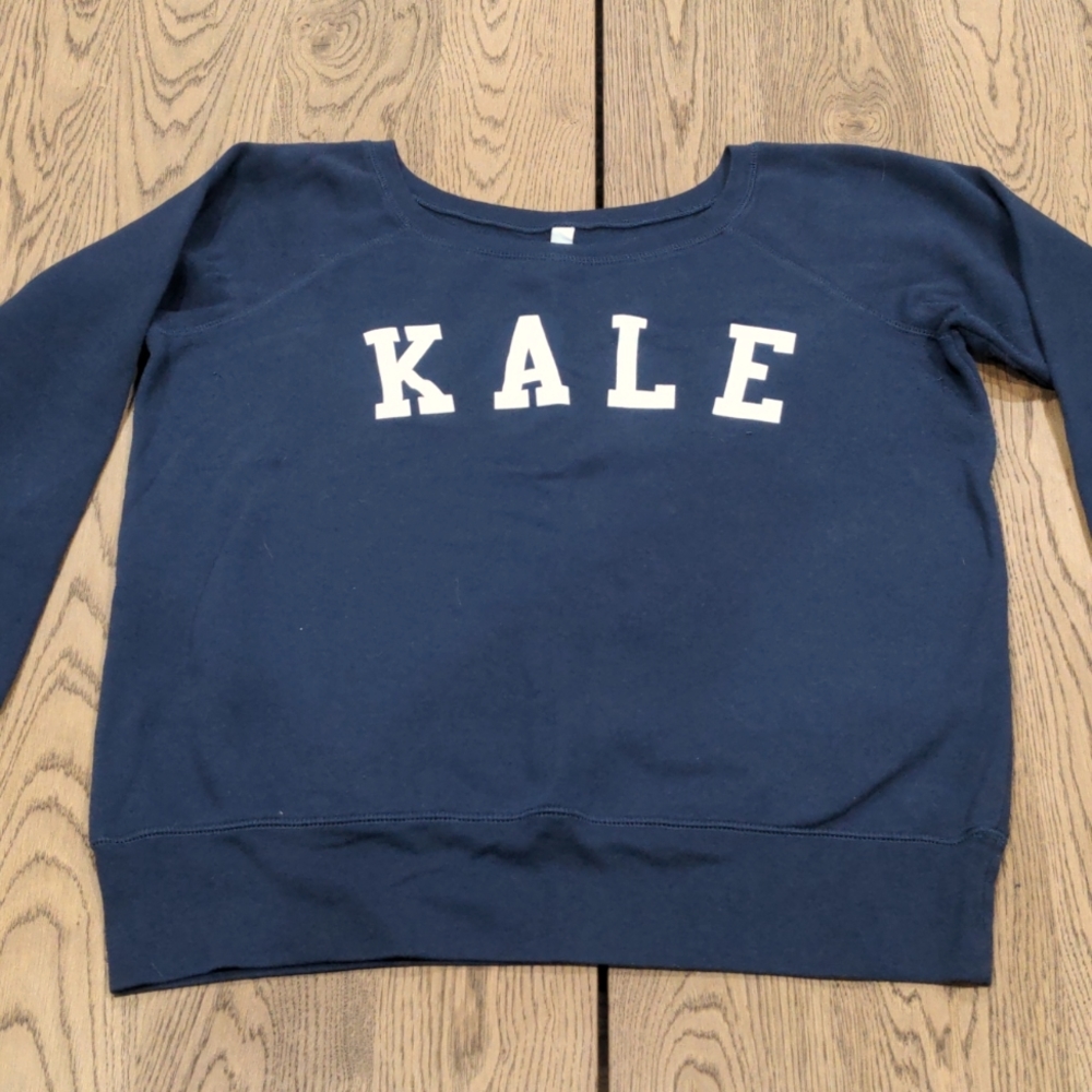 Kale sweatshirt.  Bella XXL. Navy
